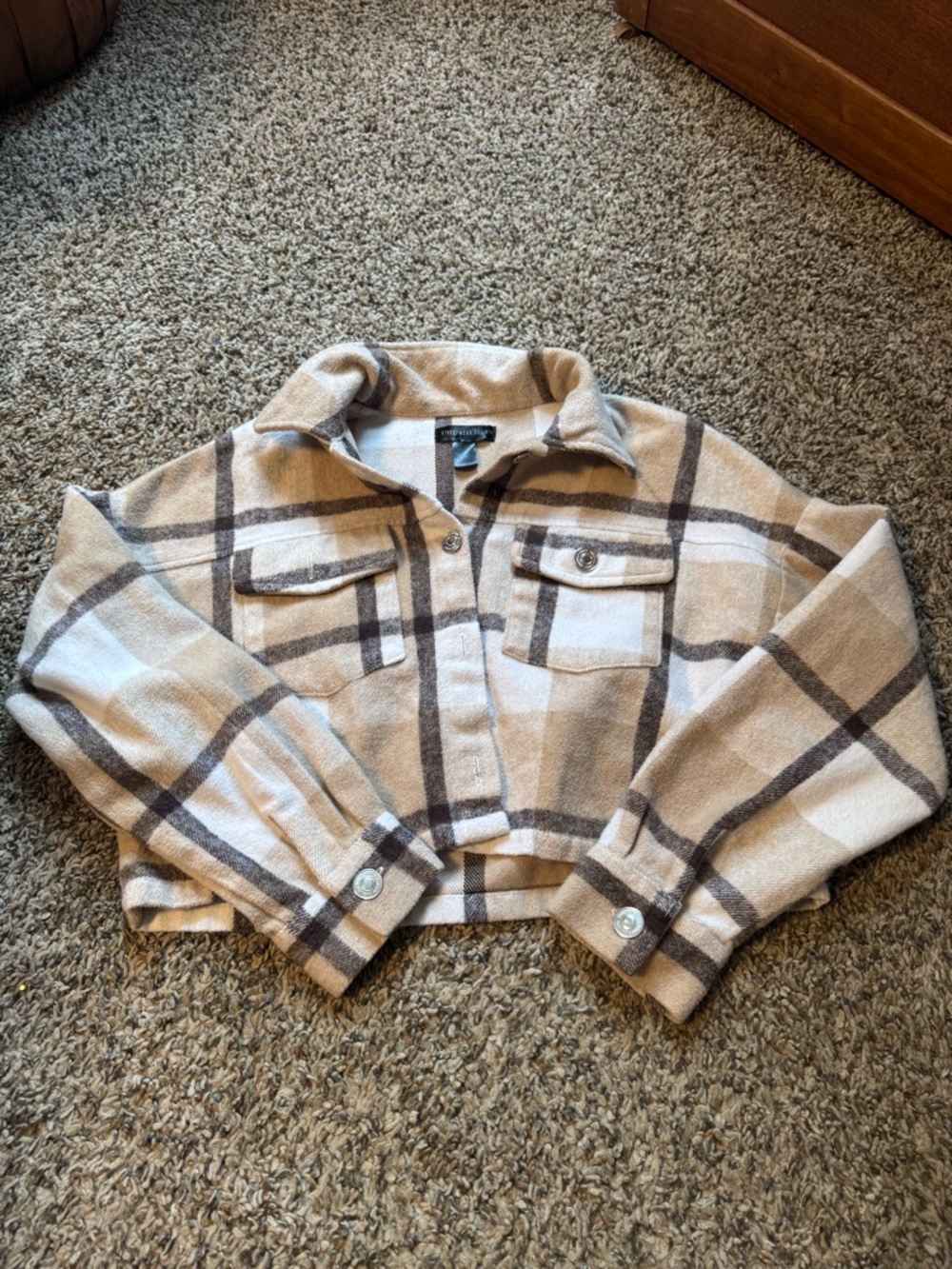 Streetwear Society Beige & Cream Plaid Cropped Shacket